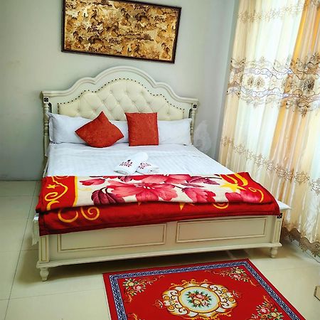 Hongyuanprimierhotel Акра Екстериор снимка