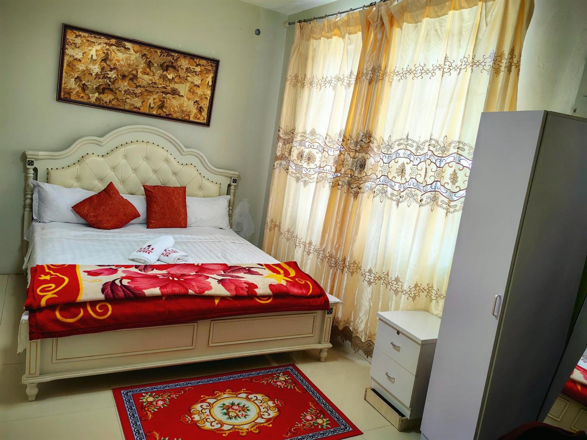 Hongyuanprimierhotel Акра Екстериор снимка