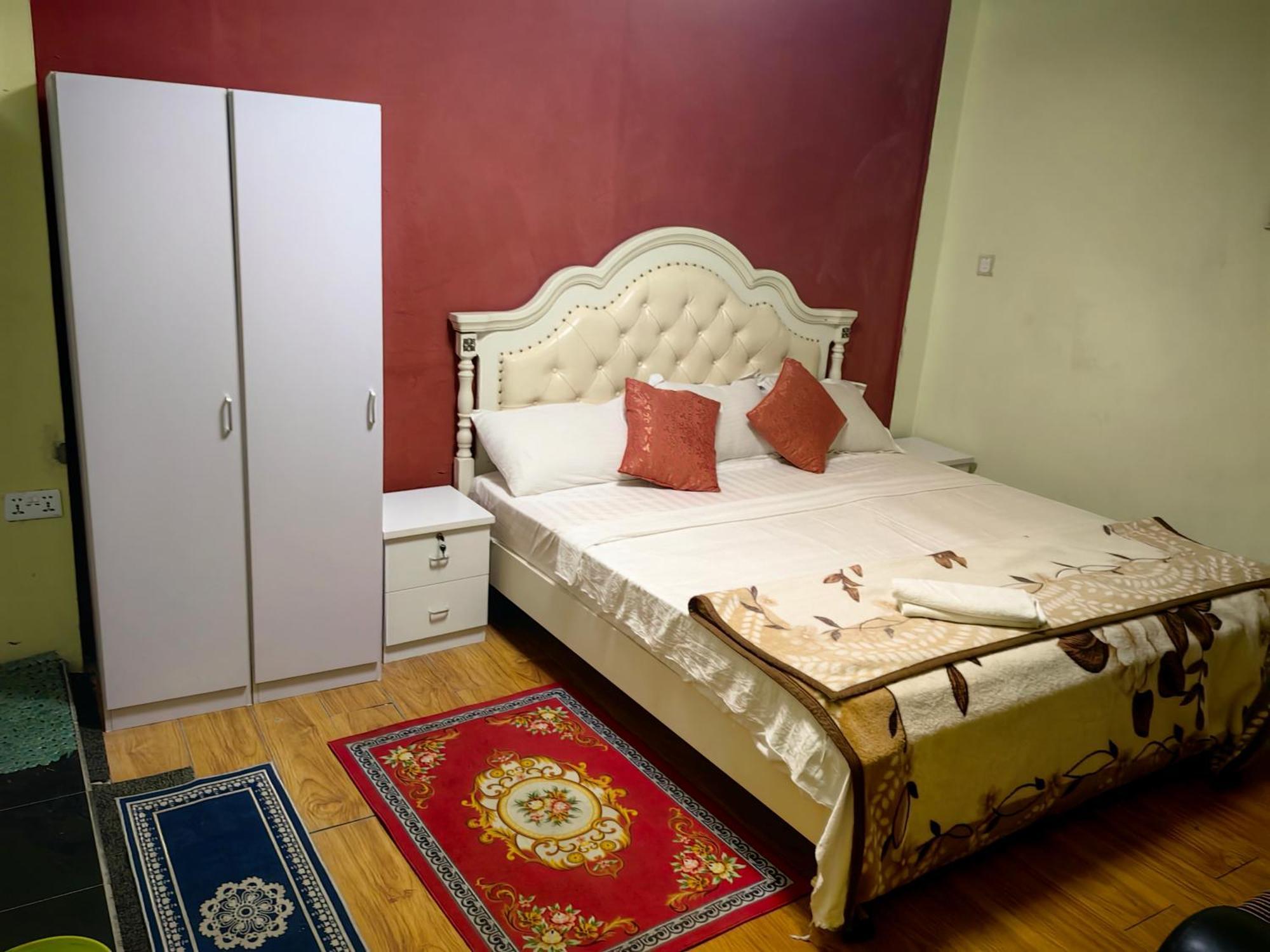 Hongyuanprimierhotel Акра Екстериор снимка